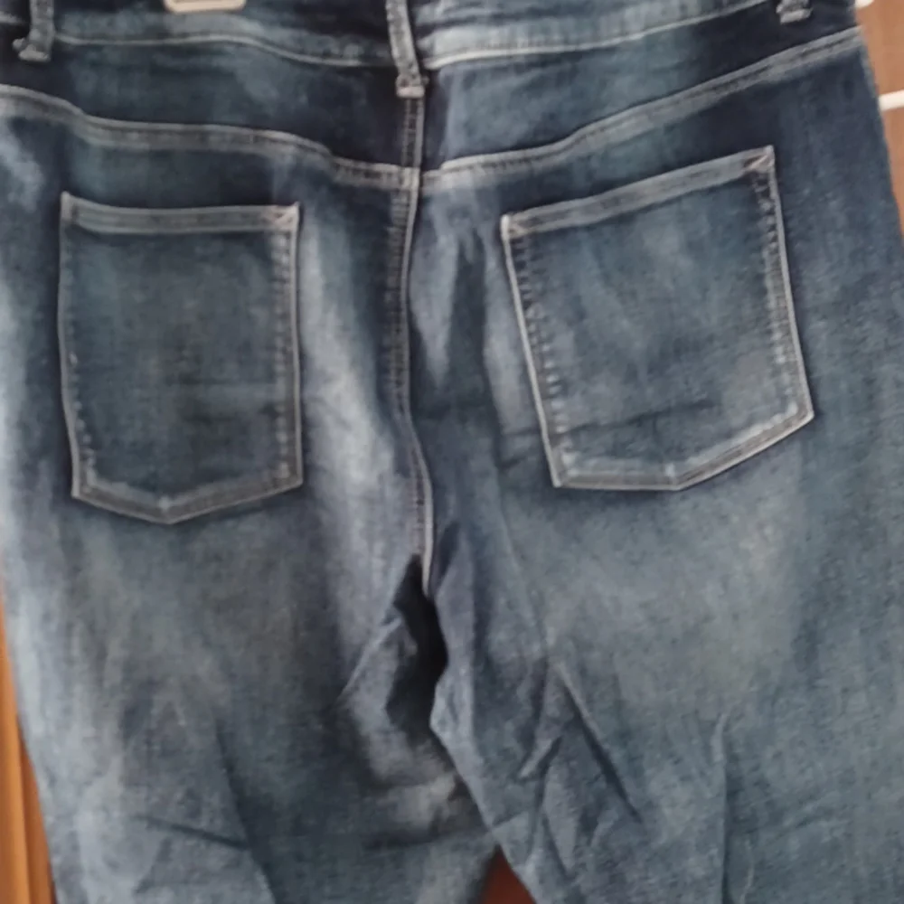 Maurices Jeans - Picture 3 of 4